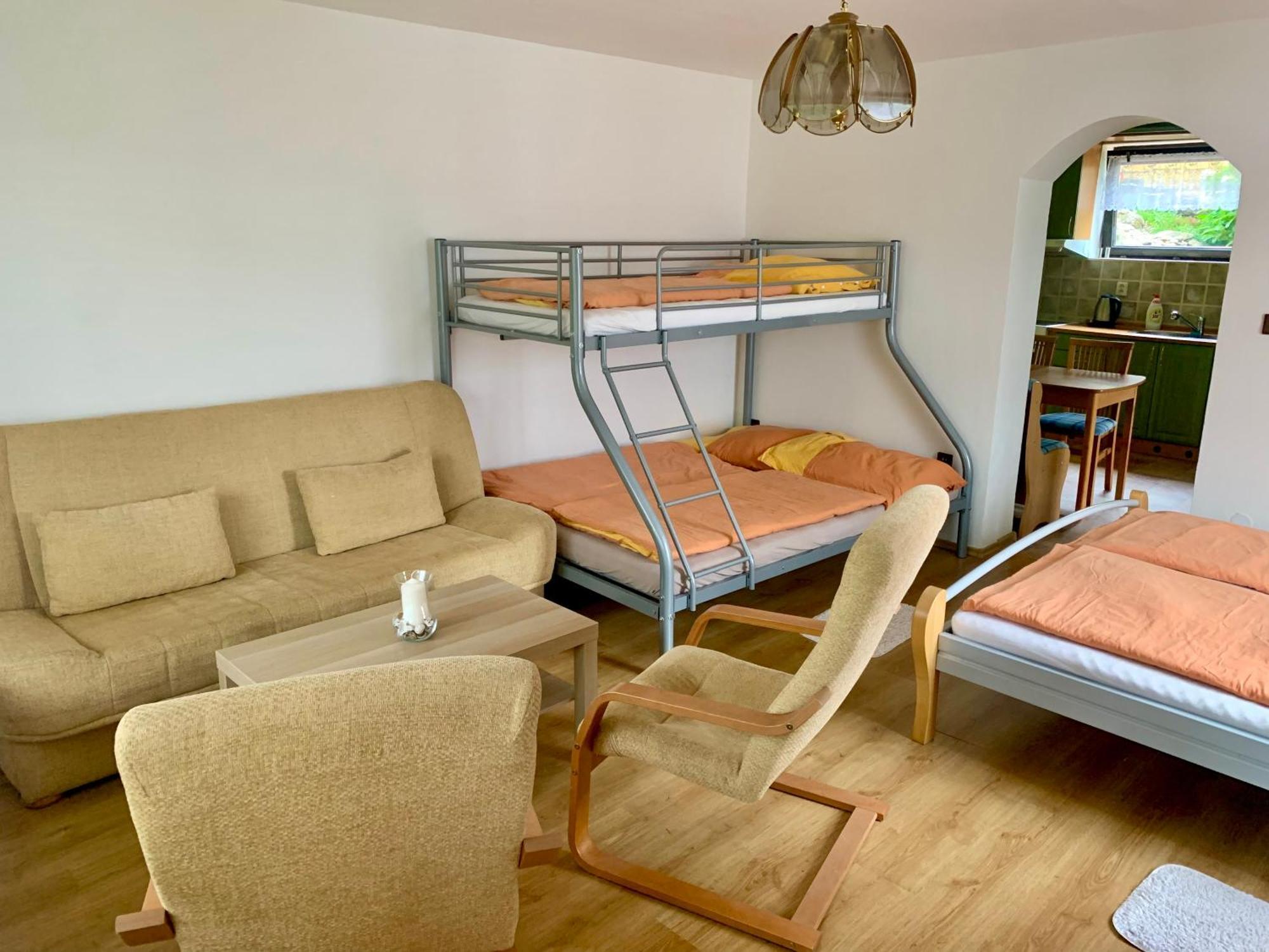 Apartman Daniela Radvanice  Eksteriør billede
